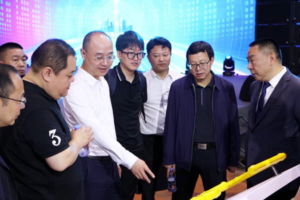 壹号娱乐 - NG大舞台,有梦你就来